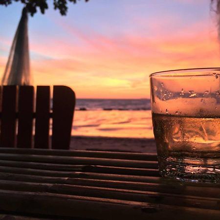 Rann Chalet Beach Side Ко-Ланта Экстерьер фото
