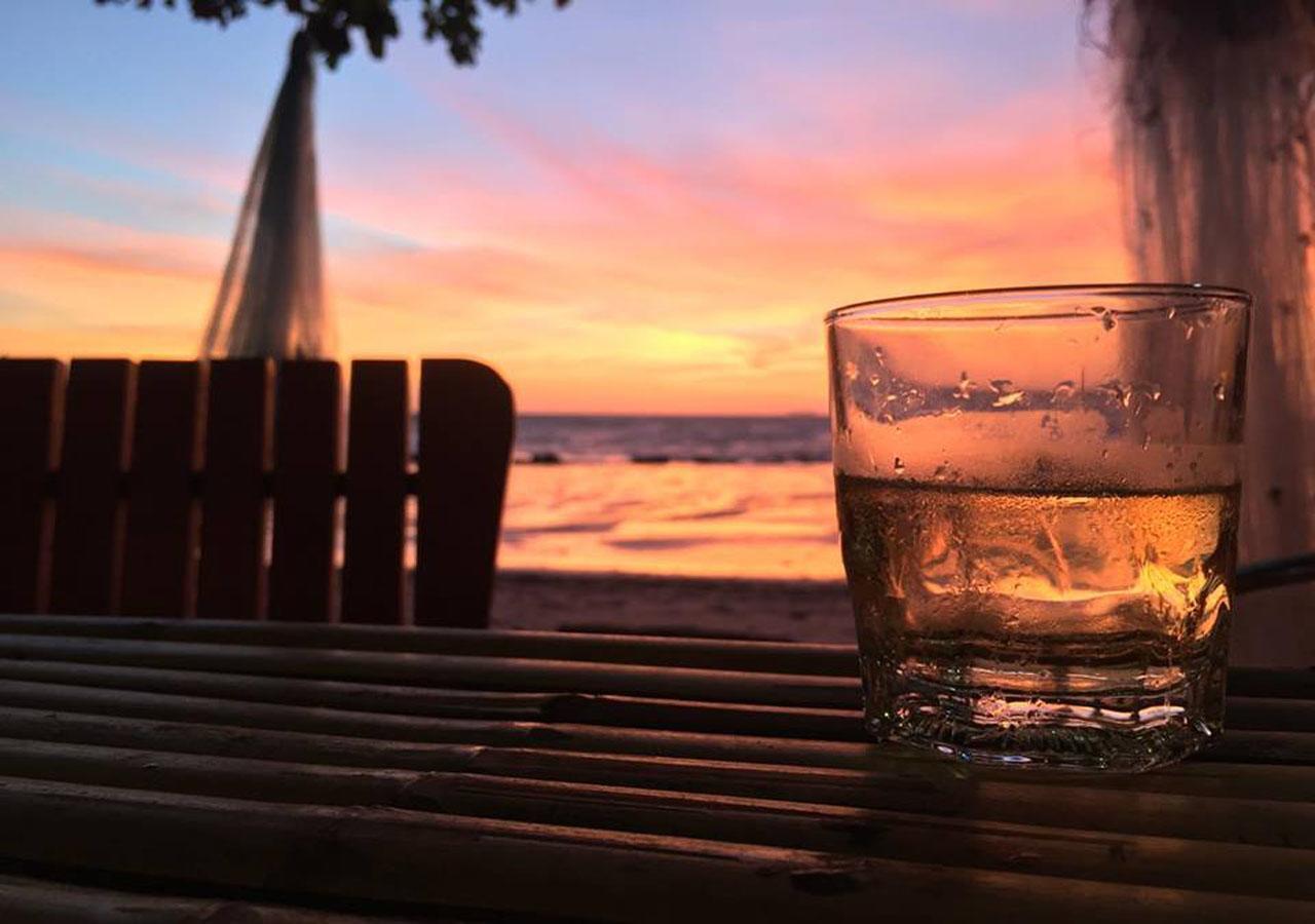 Rann Chalet Beach Side Ко-Ланта Экстерьер фото