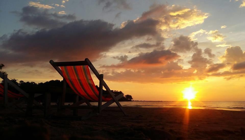 Rann Chalet Beach Side Ко-Ланта Экстерьер фото