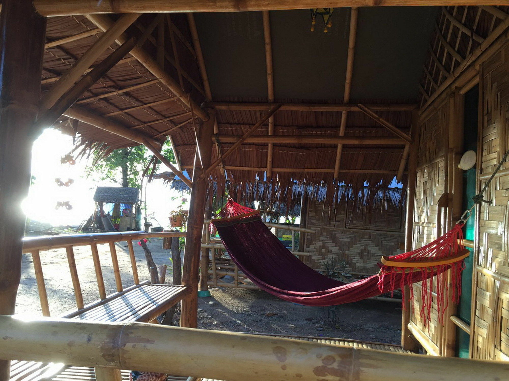 Rann Chalet Beach Side Ко-Ланта Экстерьер фото